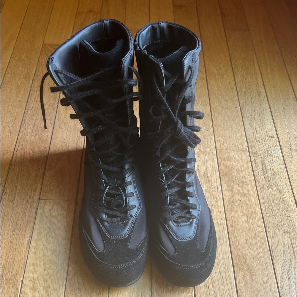 Zara Black Women’s Lace-Up Boots